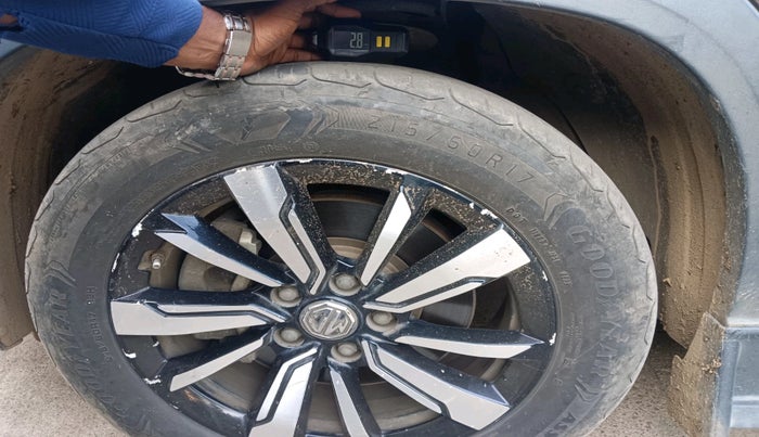 2020 MG HECTOR PLUS SHARP 1.5 PETROL TURBO DCT 6-STR, Petrol, Automatic, 66,163 km, tyre