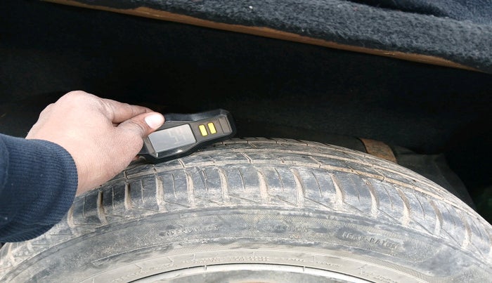 2020 Renault Kwid RXL, Petrol, Manual, 59,937 km, tyre