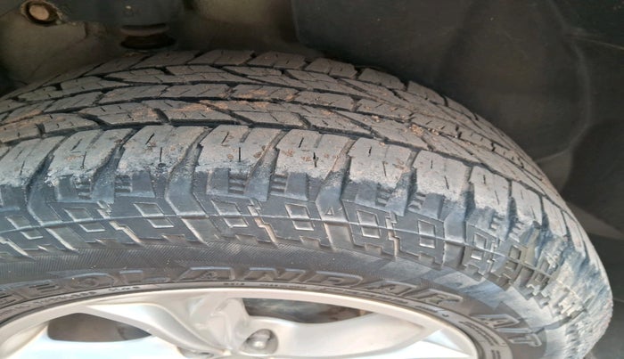 2019 Tata Harrier XZ 2.0L, Diesel, Manual, 1,02,108 km, tyre