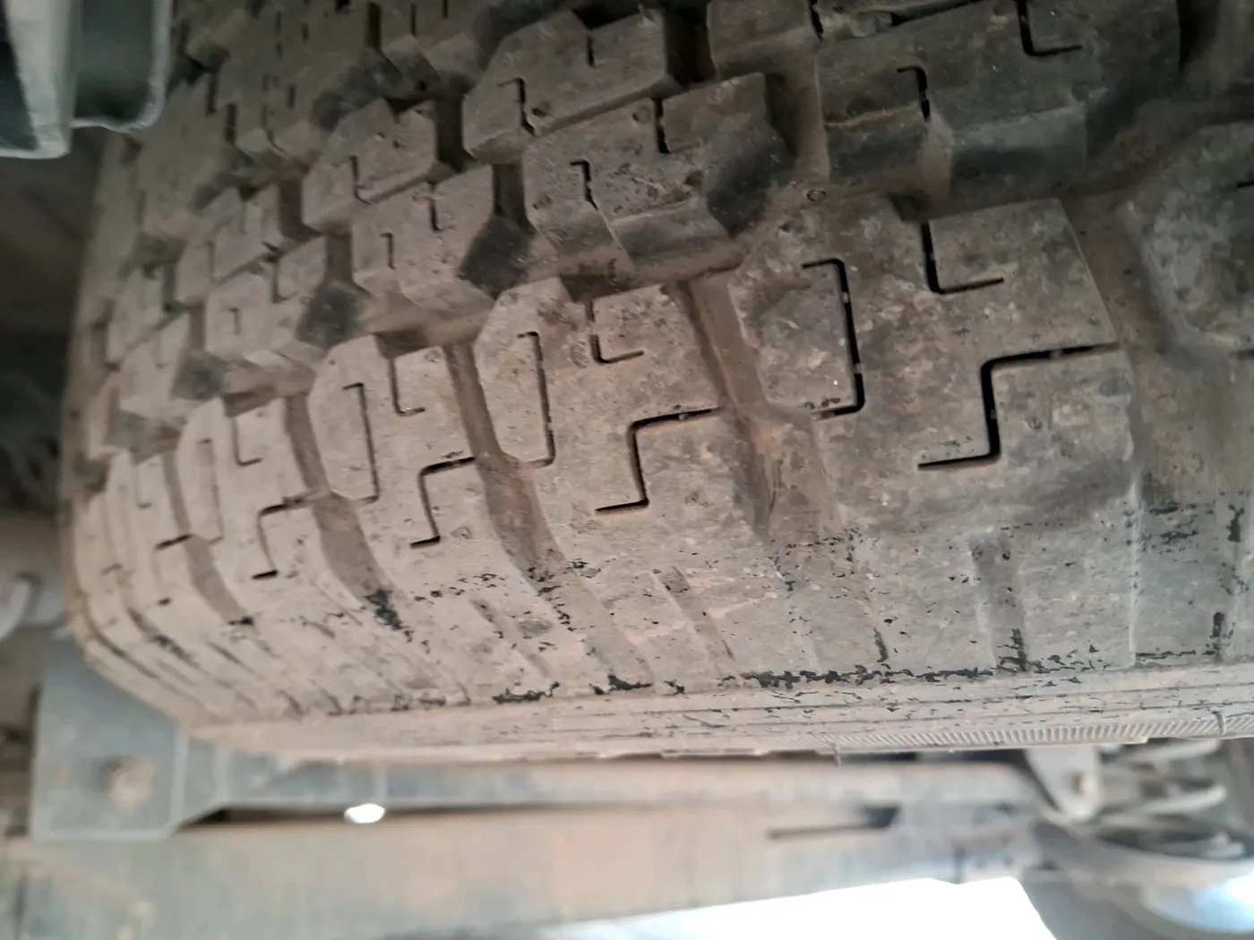 2019 Tata Harrier XZ 2.0L, Diesel, Manual, 1,02,108 km, tyre
