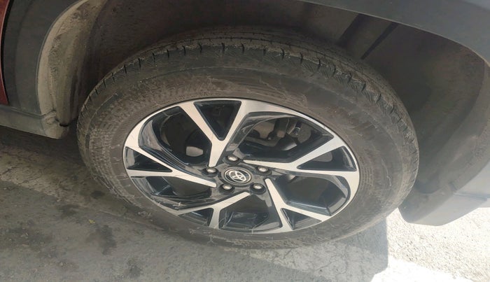 2024 Toyota URBAN CRUISER HYRYDER V AT NEO DRIVE, Petrol, Automatic, 10,213 km, tyre