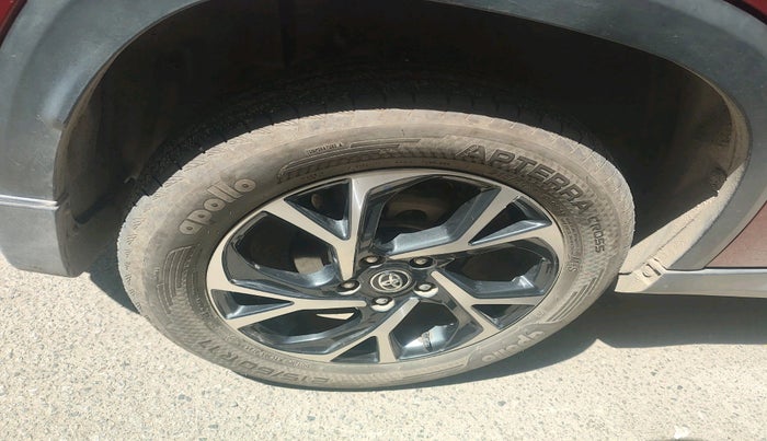 2024 Toyota URBAN CRUISER HYRYDER V AT NEO DRIVE, Petrol, Automatic, 10,213 km, tyre