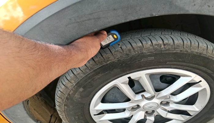 2023 Renault TRIBER RXT, Petrol, Manual, 16,264 km, tyre