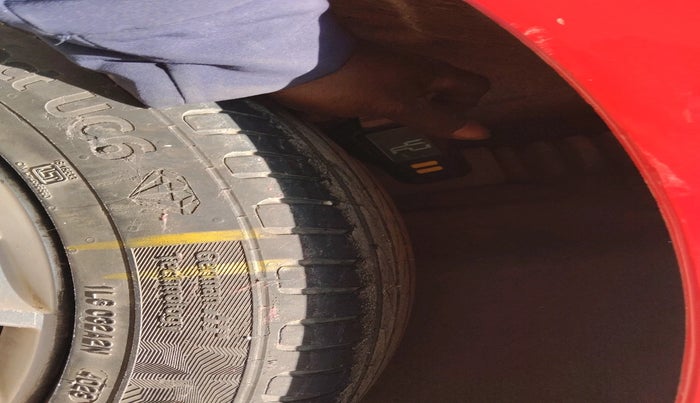 2017 Skoda Rapid STYLE 1.5 TDI AT, Diesel, Automatic, 1,75,892 km, tyre