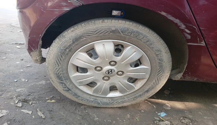 2014 Hyundai i10 MAGNA 1.1, Petrol, Manual, 71,849 km, tyre