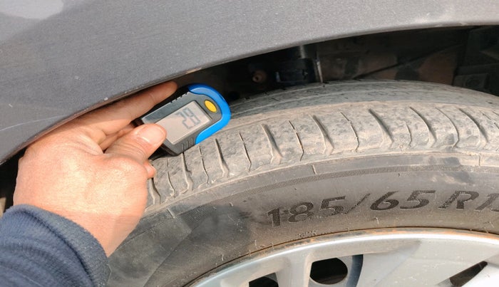 2016 Maruti Ertiga VXI CNG, Petrol, Manual, 74,751 km, tyre