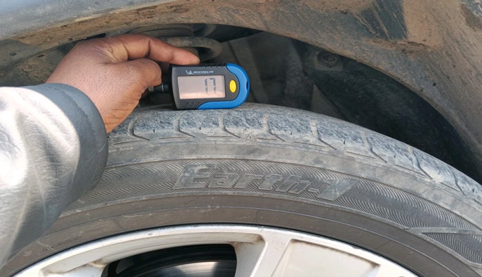 2021 Jeep Compass SPORT 2.0 DIESEL, Diesel, Manual, 1,73,188 km, tyre