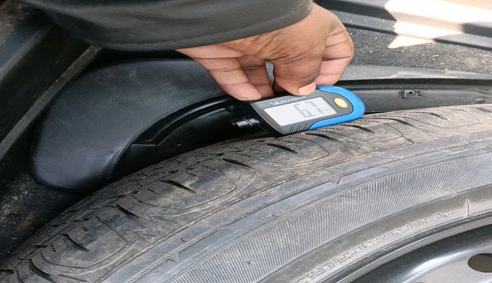 2021 Jeep Compass SPORT 2.0 DIESEL, Diesel, Manual, 1,73,188 km, tyre