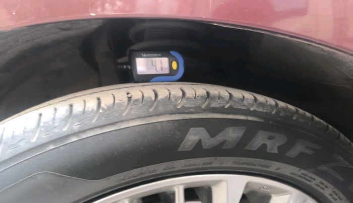 2019 Maruti Ertiga ZXI AT SHVS, Petrol, Automatic, 73,862 km, tyre