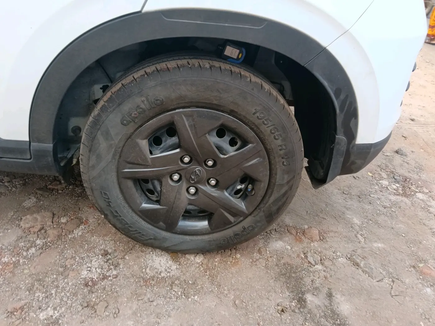 2024 Hyundai VENUE SX 1.2 PETROL, Petrol, Manual, 8,051 km, tyre