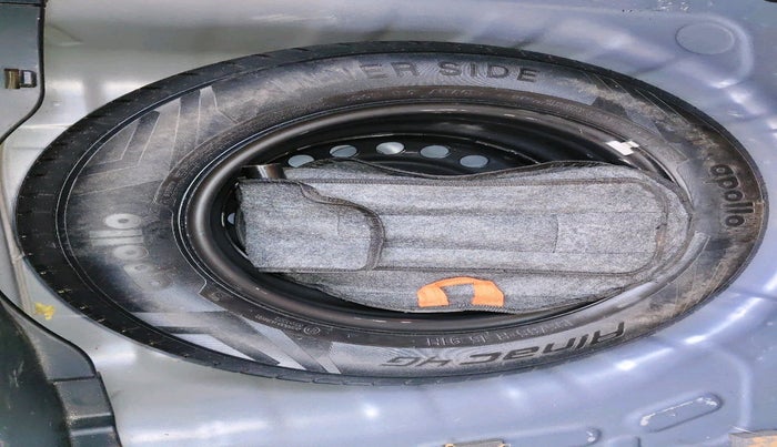 2020 Hyundai VENUE SX PLUS 1.0 TURBO DCT, Petrol, Automatic, 67,382 km, tyre