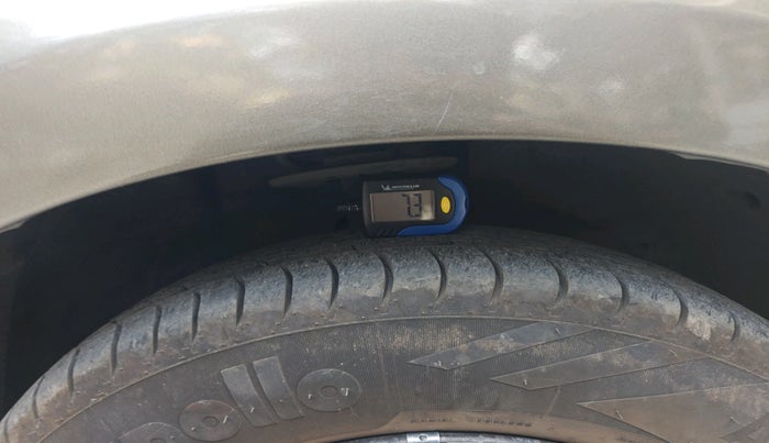 2019 Maruti Swift VXI, Petrol, Manual, 1,14,989 km, tyre