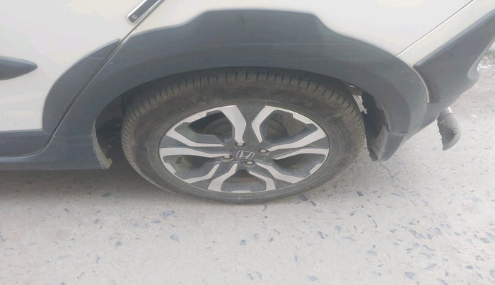 2017 Honda WR-V 1.5L I-DTEC VX MT, Diesel, Manual, 65,283 km, tyre