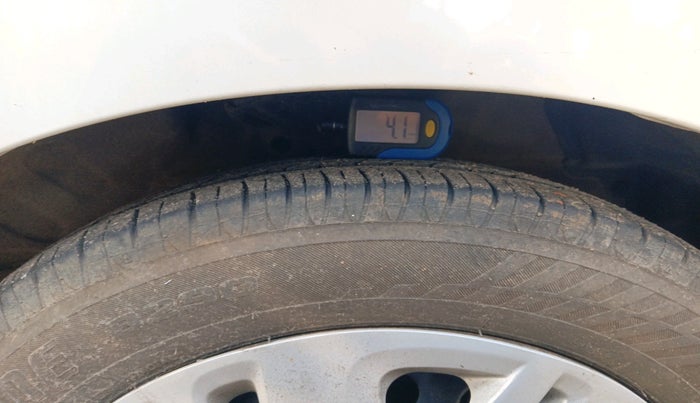 2015 Maruti Celerio VXI, Petrol, Manual, 96,059 km, tyre