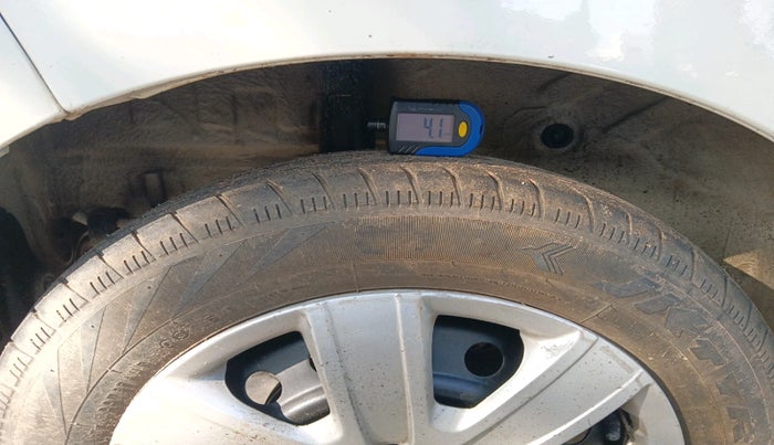 2015 Maruti Celerio VXI, Petrol, Manual, 96,059 km, tyre