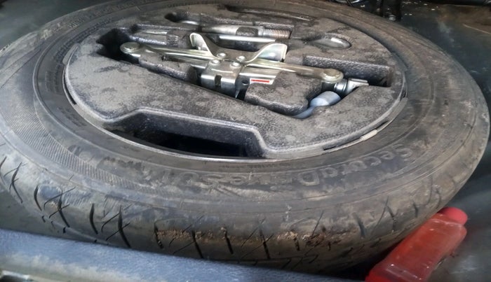 2017 Maruti S Cross ZETA 1.3, Diesel, Manual, 1,31,696 km, tyre