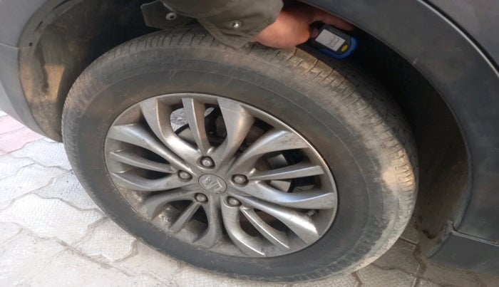 2017 Maruti S Cross ZETA 1.3, Diesel, Manual, 1,31,696 km, tyre