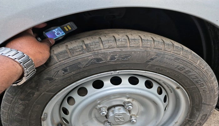 2020 Hyundai AURA E 1.2, Petrol, Manual, 1,17,087 km, tyre