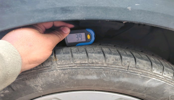 2018 Hyundai Creta E PLUS 1.6 PETROL, Petrol, Manual, 33,975 km, tyre