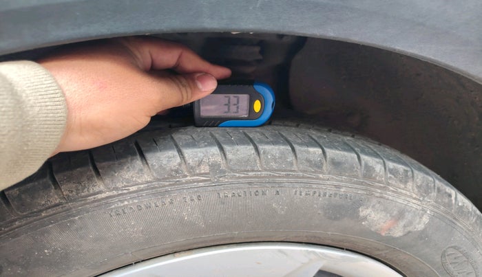 2018 Hyundai Creta E PLUS 1.6 PETROL, Petrol, Manual, 33,975 km, tyre