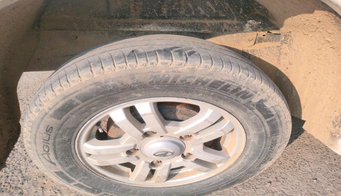 2012 Mahindra Scorpio VLX 2WD BS-III, Diesel, Manual, 1,68,083 km, tyre