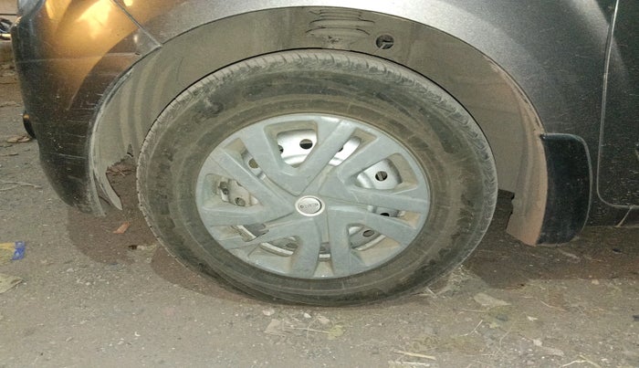 2020 Maruti New Wagon-R LXI CNG 1.0, CNG, Manual, 1,89,000 km, tyre