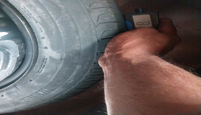 2020 Tata NEXON XZ PLUS (O) PETROL DUAL TONE, Petrol, Manual, 25,733 km, tyre