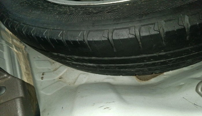 2017 Honda CRV 2.4L 4WD AVN AT, Petrol, Automatic, 1,13,655 km, tyre