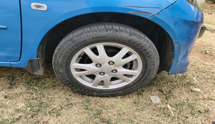 2012 Honda Brio V MT, Petrol, Manual, 82,475 km, tyre