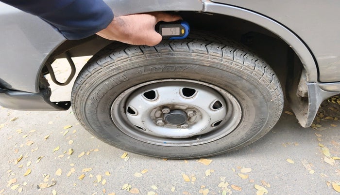 2021 Maruti Eeco 5 STR AC CNG, Petrol, Manual, 71,009 km, tyre