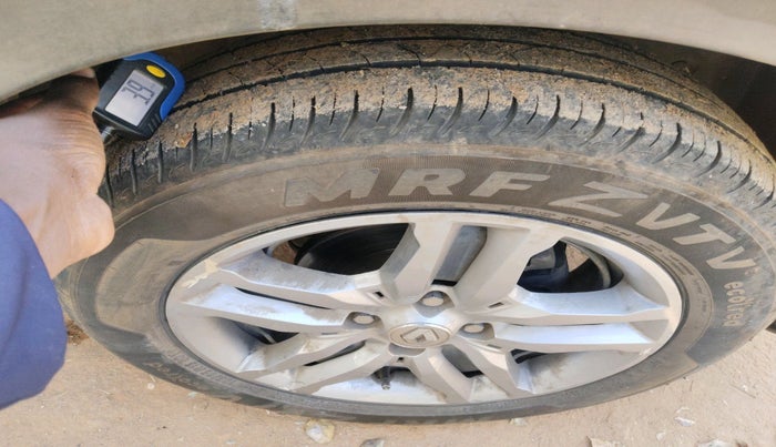 2022 Renault TRIBER RXZ AMT, Petrol, Automatic, 27,920 km, tyre