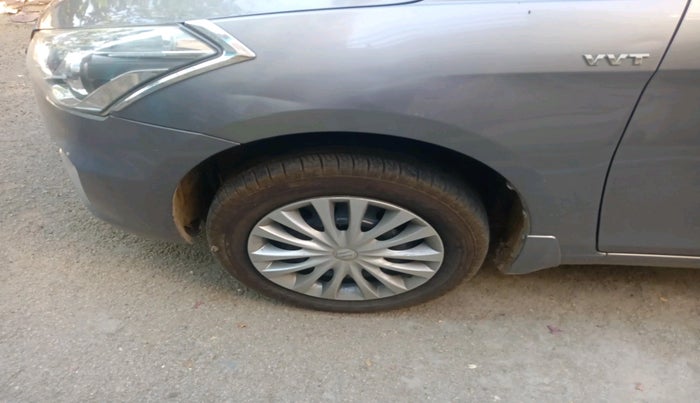 2016 Maruti Ciaz VXI+, Petrol, Manual, 1,64,529 km, tyre