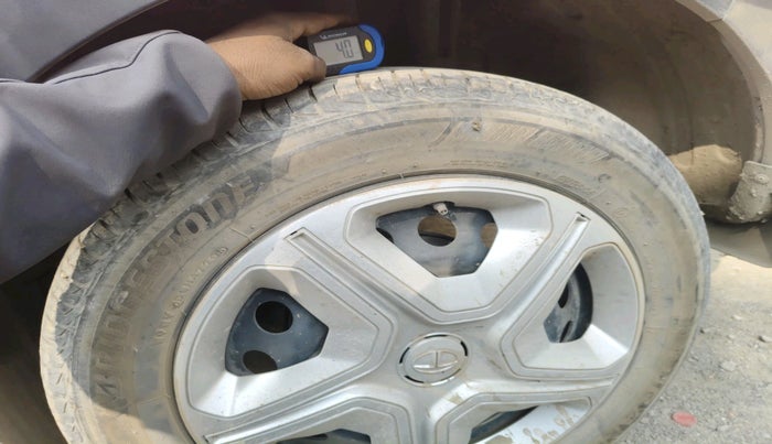 2020 Tata NEXON XM SUNROOF PETROL, Petrol, Manual, 50,278 km, tyre