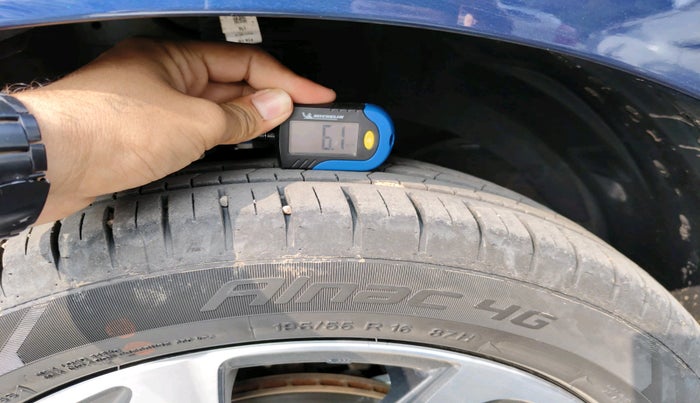 2025 Toyota Glanza G AMT, Petrol, Automatic, 6,868 km, tyre