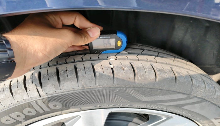 2025 Toyota Glanza G AMT, Petrol, Automatic, 6,868 km, tyre