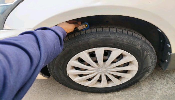 2016 Maruti Swift Dzire VDI, Diesel, Manual, 85,205 km, tyre