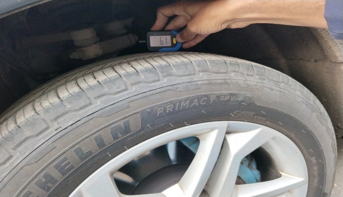 2018 Audi Q5 35 TDI PREMIUM PLUS, Diesel, Automatic, 1,09,806 km, tyre