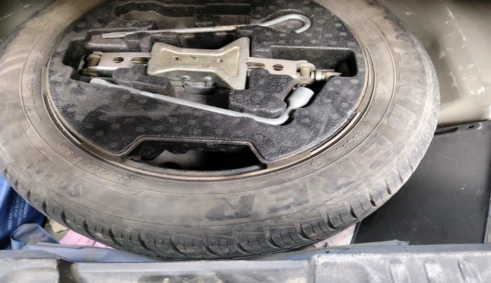 2018 Maruti Vitara Brezza VDI, Diesel, Manual, 1,27,668 km, tyre