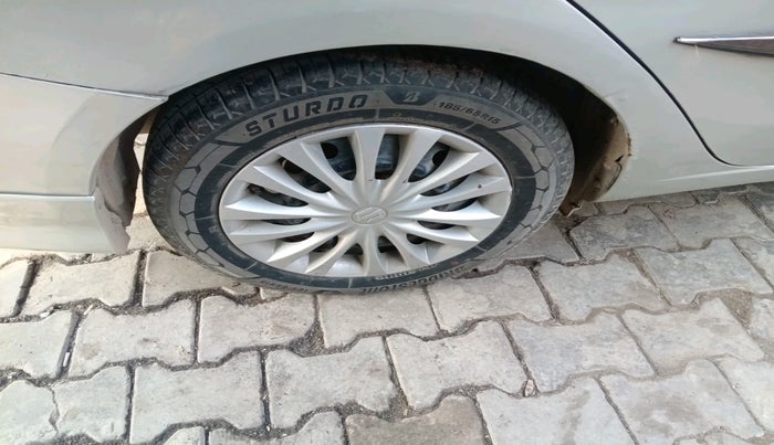 2016 Maruti Ciaz VDI+ SHVS, Diesel, Manual, 1,98,624 km, tyre