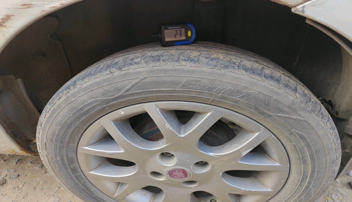 2013 Fiat Grand Punto Emotion 1.3, Diesel, Manual, 90,002 km, tyre