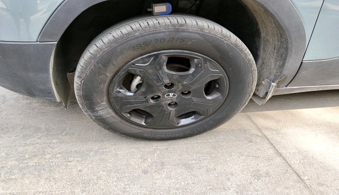 2024 Tata PUNCH Accomplished Plus AMT, Petrol, Automatic, 19,082 km, tyre