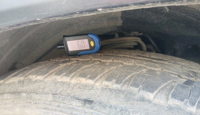 2019 Mahindra ALTURAS G4 4WD AT, Diesel, Automatic, 1,61,315 km, tyre