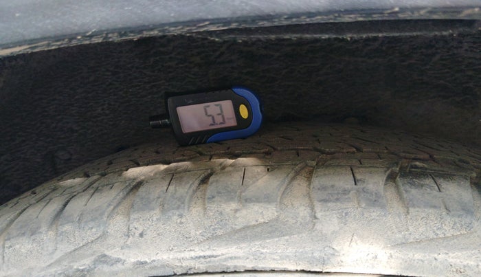 2019 Mahindra ALTURAS G4 4WD AT, Diesel, Automatic, 1,61,315 km, tyre