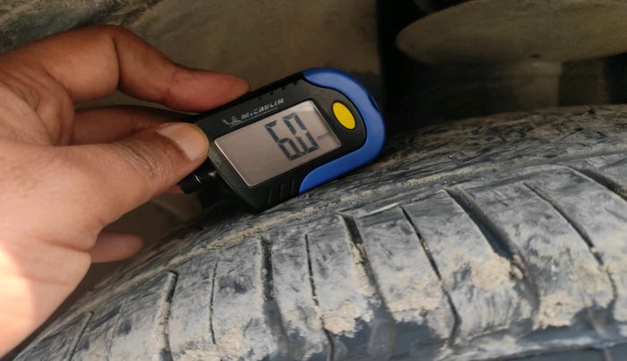 2015 Renault Duster 110 PS RXZ DIESEL (OPT), Diesel, Manual, 1,10,092 km, tyre