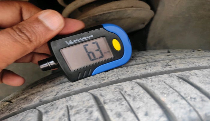 2015 Renault Duster 110 PS RXZ DIESEL (OPT), Diesel, Manual, 1,10,092 km, tyre