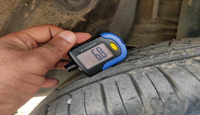 2015 Renault Duster 110 PS RXZ DIESEL (OPT), Diesel, Manual, 1,10,092 km, tyre