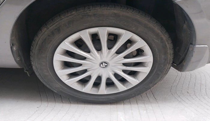 2017 Maruti Ciaz VDI+ SHVS, Diesel, Manual, 1,59,640 km, tyre