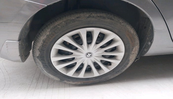 2017 Maruti Ciaz VDI+ SHVS, Diesel, Manual, 1,59,640 km, tyre