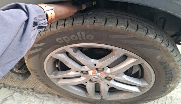 2021 Renault TRIBER RXZ, Petrol, Manual, 36,087 km, tyre