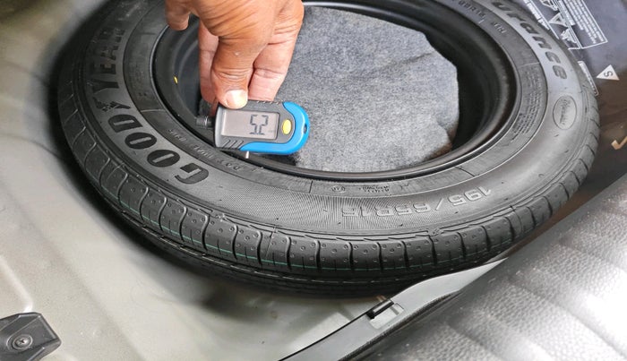 2023 KIA SONET HTX 1.0 DCT, Petrol, Automatic, 16,791 km, tyre